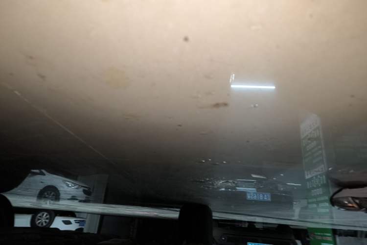 Used Chevrolet Monza 2022 320 Automatic Enjoyment Edition Right Side Sill