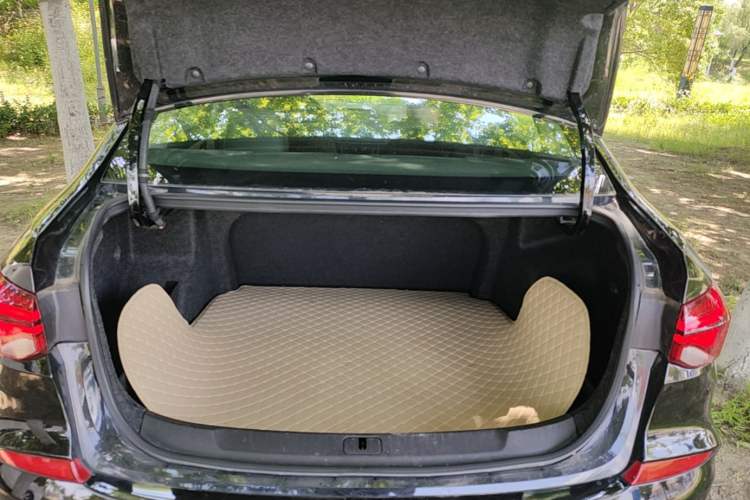 Used Chevrolet Monza 2022 320 Automatic Enjoyment Sunroof Version Trunk