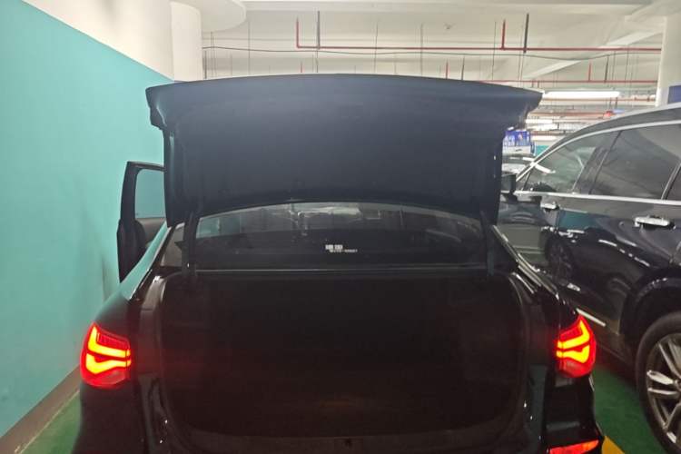 Used Chevrolet Monza 2022 320 Automatic Enjoyment Edition Trunk