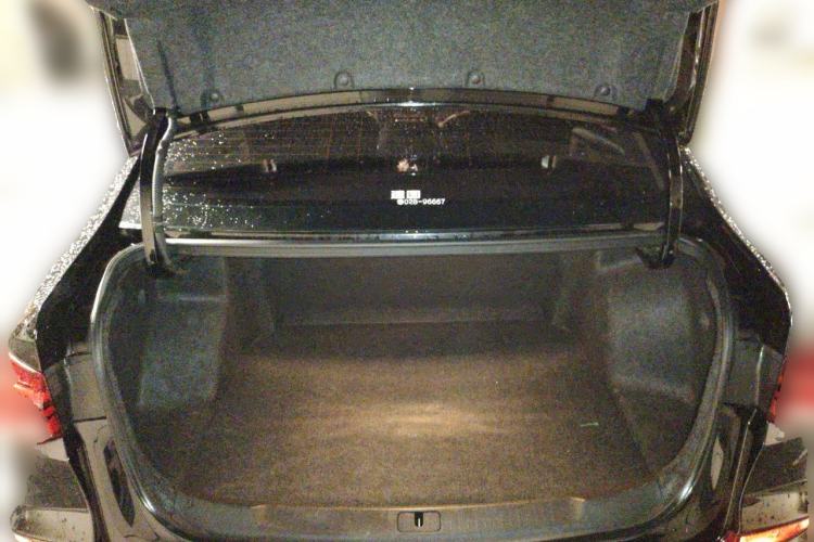Used Chevrolet Monza 2022 320 Automatic Enjoyment Edition Trunk