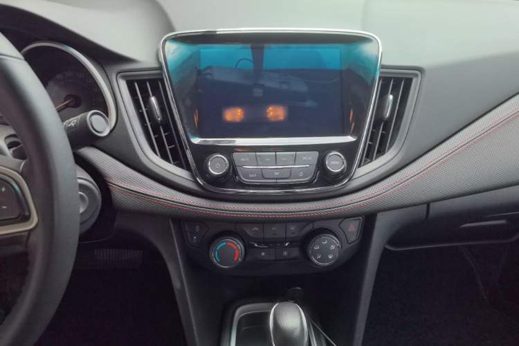 Used Chevrolet Monza 2022 Light Hybrid RS 330T Automatic Comfort Edition Audio And AC Panel