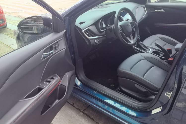 Used Chevrolet Monza 2022 Light Hybrid RS 330T Automatic Comfort Edition Driver Seat