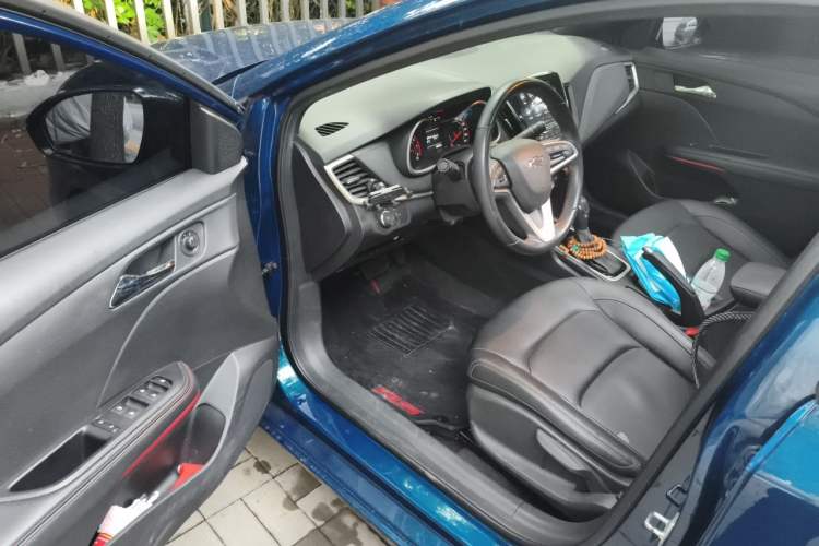 Used Chevrolet Monza 2022 Light Hybrid RS 330T Automatic Comfort Edition Driver Seat