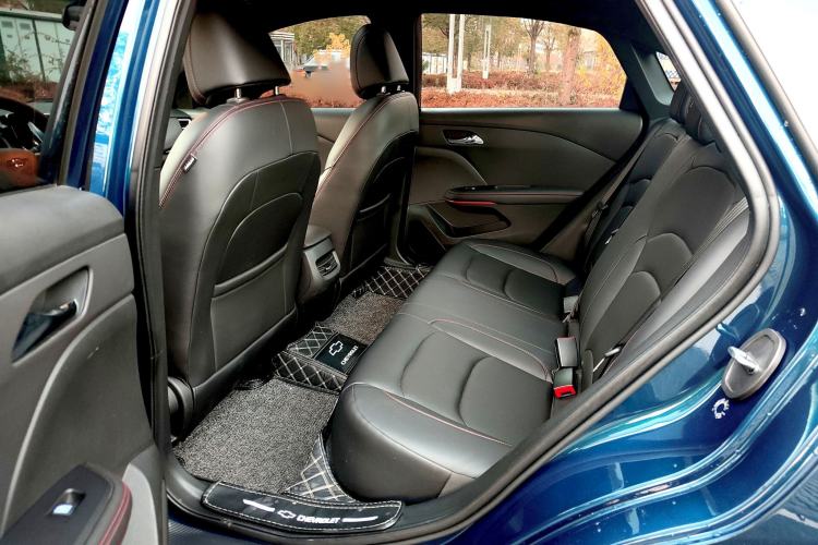 Used Chevrolet Monza 2022 Light Hybrid RS 330T Automatic Comfort Edition Interior 2