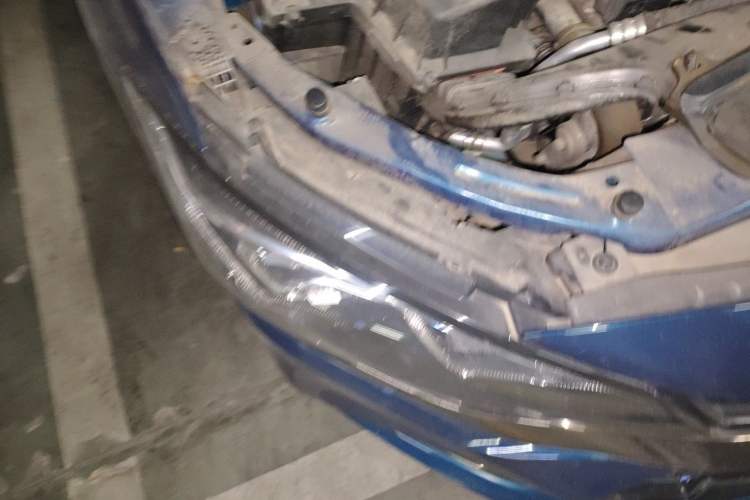 Used Chevrolet Monza 2022 Light Hybrid RS 330T Automatic Comfort Edition Right Front Headlight