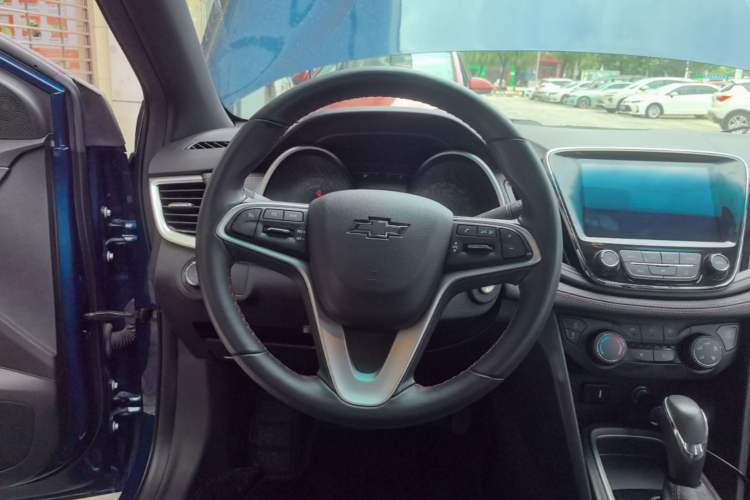 Used Chevrolet Monza 2022 Light Hybrid RS 330T Automatic Comfort Edition Steering Wheel