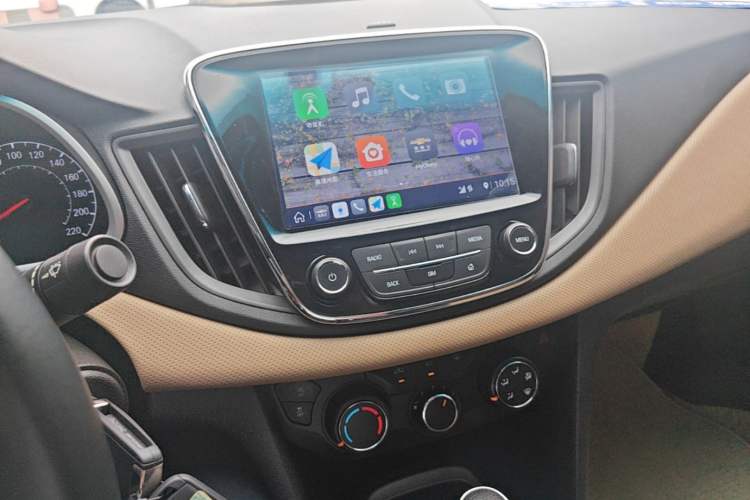 Used Chevrolet Monza 2022 320 Automatic Enjoyment Sunroof Version Audio And AC Panel