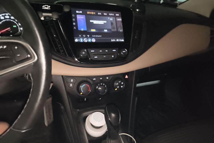 Used Chevrolet Monza 2022 320 Automatic Enjoyment Sunroof Version Audio And AC Panel