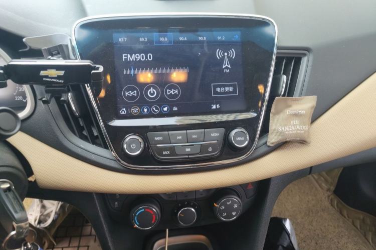 Used Chevrolet Monza 2022 320 Automatic Enjoyment Edition Audio And AC Panel