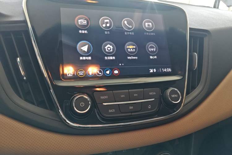 Used Chevrolet Monza 2022 320 Automatic Enjoyment Sunroof Version Audio And AC Panel