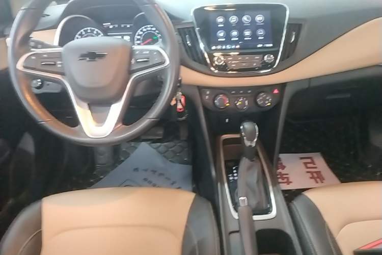 Used Chevrolet Monza 2022 320 Automatic Enjoyment Edition Audio And AC Panel
