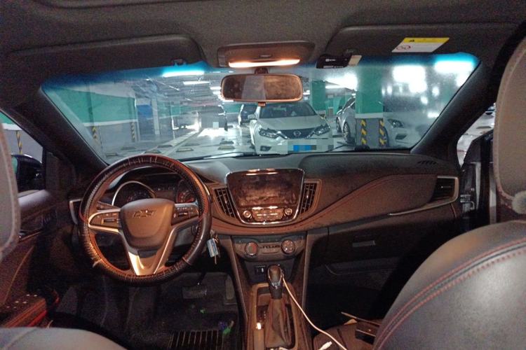 Used Chevrolet Monza 2022 Light Hybrid RS 330T Automatic Comfort Edition Center Console