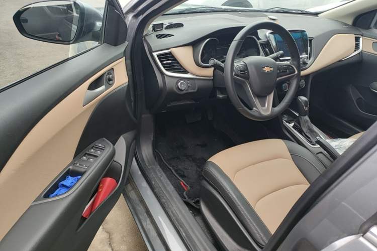 Used Chevrolet Monza 2022 320 Automatic Enjoyment Edition Driver Seat