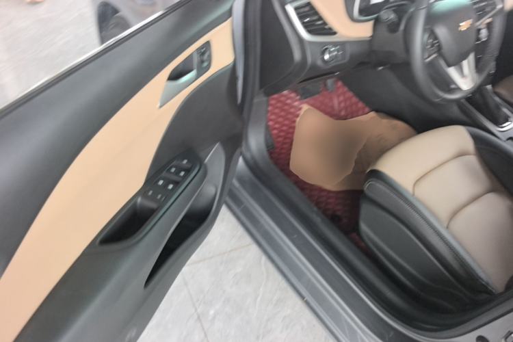 Used Chevrolet Monza 2022 320 Automatic Enjoyment Sunroof Version Driver Seat