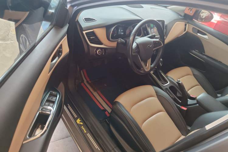 Used Chevrolet Monza 2022 320 Automatic Enjoyment Sunroof Version Driver Seat