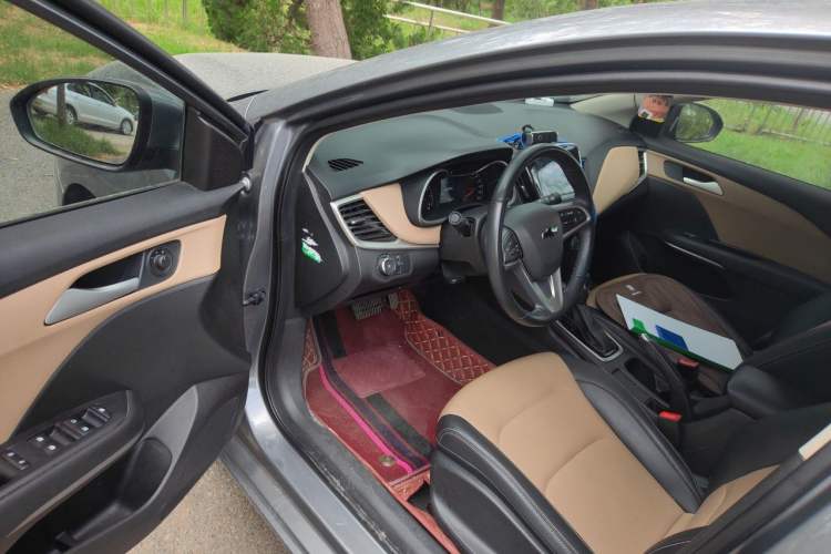 Used Chevrolet Monza 2022 320 Automatic Enjoyment Sunroof Version Driver Seat