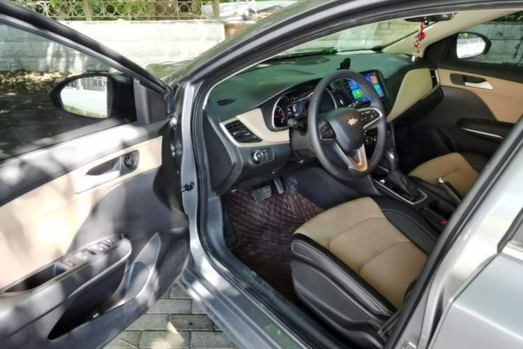 Used Chevrolet Monza 2022 320 Automatic Enjoyment Sunroof Version Driver Seat