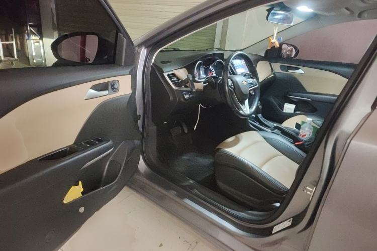 Used Chevrolet Monza 2022 320 Automatic Enjoyment Sunroof Version Driver Seat