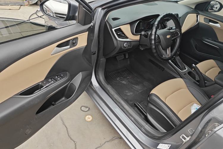Used Chevrolet Monza 2022 320 Automatic Enjoyment Sunroof Version Driver Seat