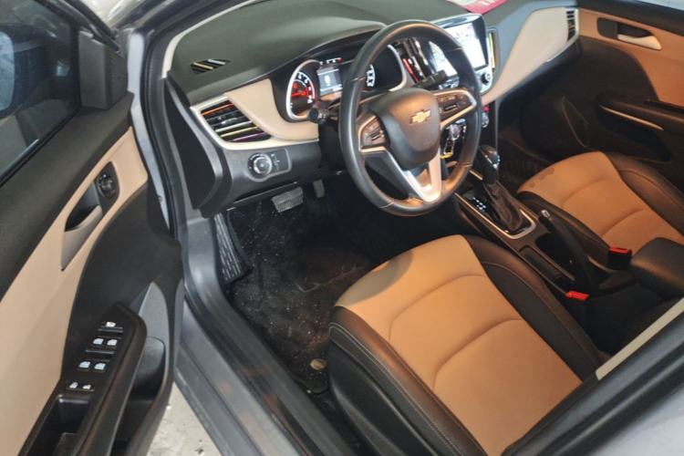 Used Chevrolet Monza 2022 320 Automatic Enjoyment Sunroof Version Driver Seat