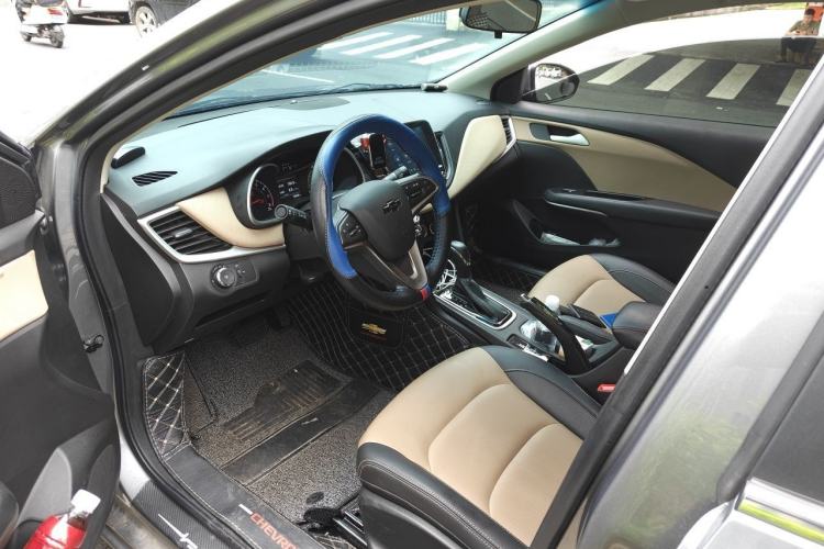 Used Chevrolet Monza 2022 320 Automatic Enjoyment Edition Driver Seat
