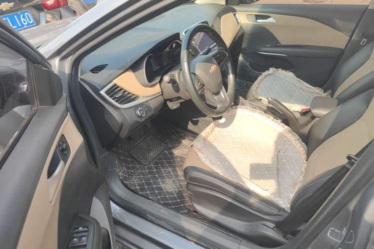 Used Chevrolet Monza 2022 320 Automatic Enjoyment Edition Driver Seat