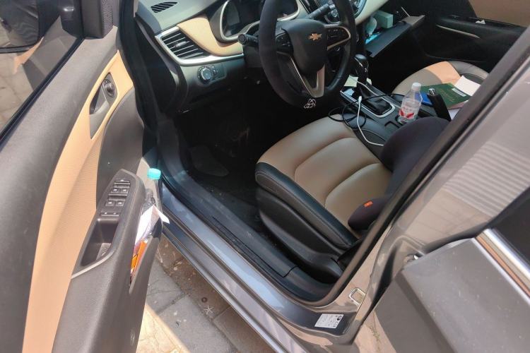 Used Chevrolet Monza 2022 320 Automatic Enjoyment Sunroof Version Driver Seat