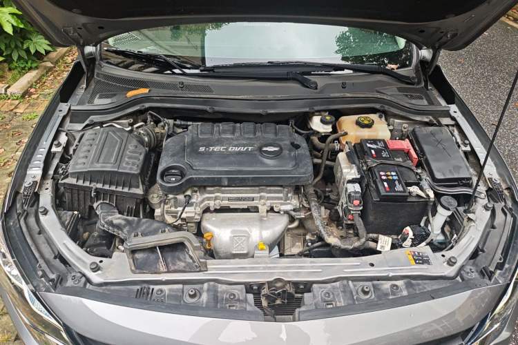 Used Chevrolet Monza 2022 320 Automatic Enjoyment Sunroof Version Engine Bay