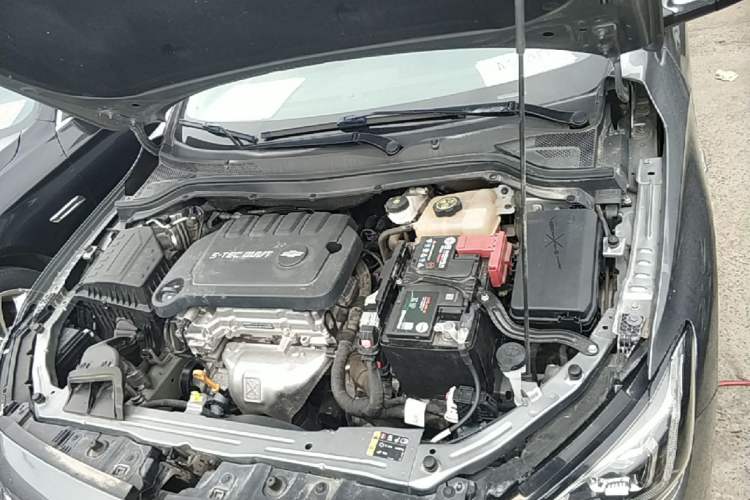 Used Chevrolet Monza 2022 320 Automatic Enjoyment Sunroof Version Engine Bay