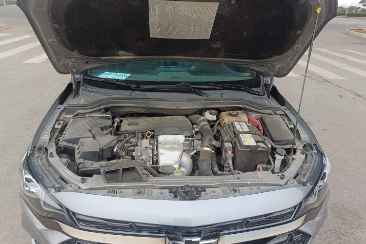 Used Chevrolet Monza 2022 Light Hybrid RS 330T Automatic Comfort Edition Engine Bay