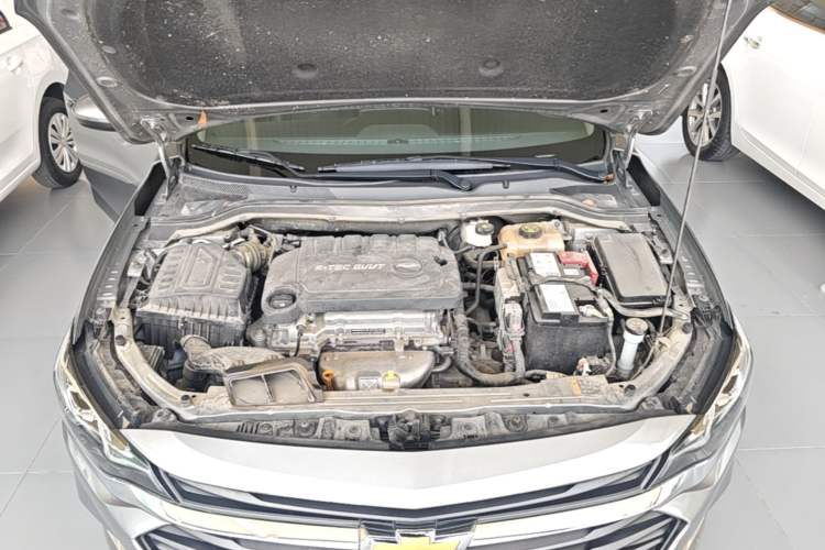 Used Chevrolet Monza 2022 320 Automatic Enjoyment Sunroof Version Engine Bay