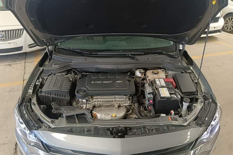Used Chevrolet Monza 2022 320 Automatic Enjoyment Sunroof Version Engine Bay