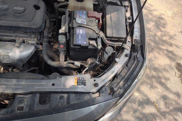 Used Chevrolet Monza 2022 320 Automatic Enjoyment Sunroof Version Engine Bay Left