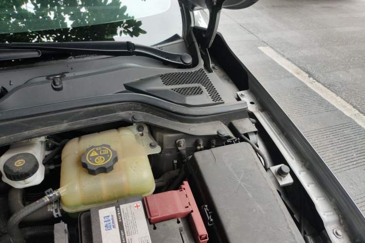 Used Chevrolet Monza 2022 320 Automatic Enjoyment Sunroof Version Engine Bay Left