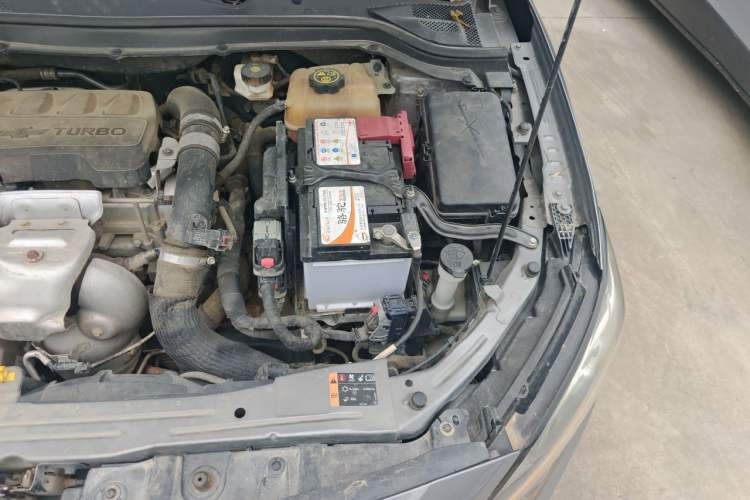 Used Chevrolet Monza 2022 Light Hybrid RS 330T Automatic Comfort Edition Engine Bay Left