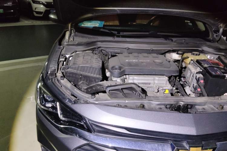 Used Chevrolet Monza 2022 320 Automatic Enjoyment Sunroof Version Engine Bay Right