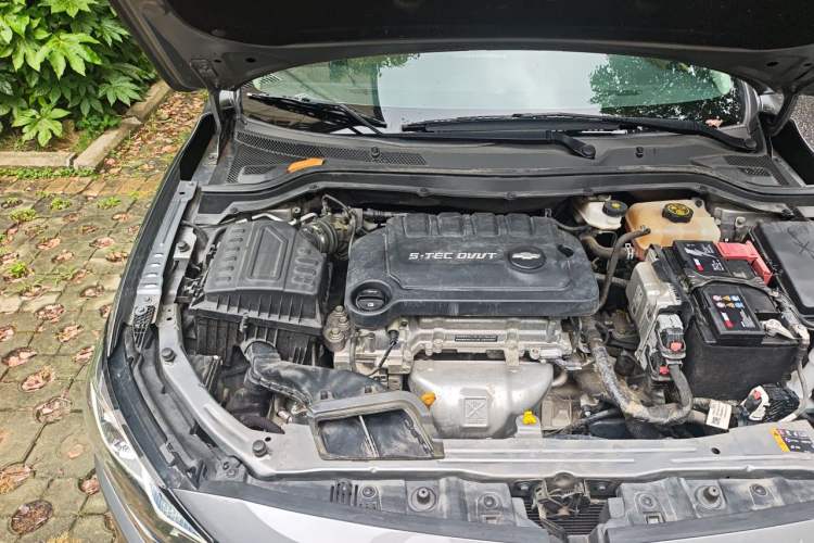 Used Chevrolet Monza 2022 320 Automatic Enjoyment Sunroof Version Engine Bay Right