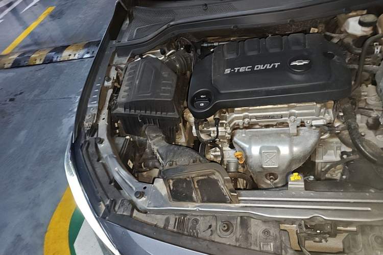 Used Chevrolet Monza 2022 320 Automatic Enjoyment Sunroof Version Engine Bay Right