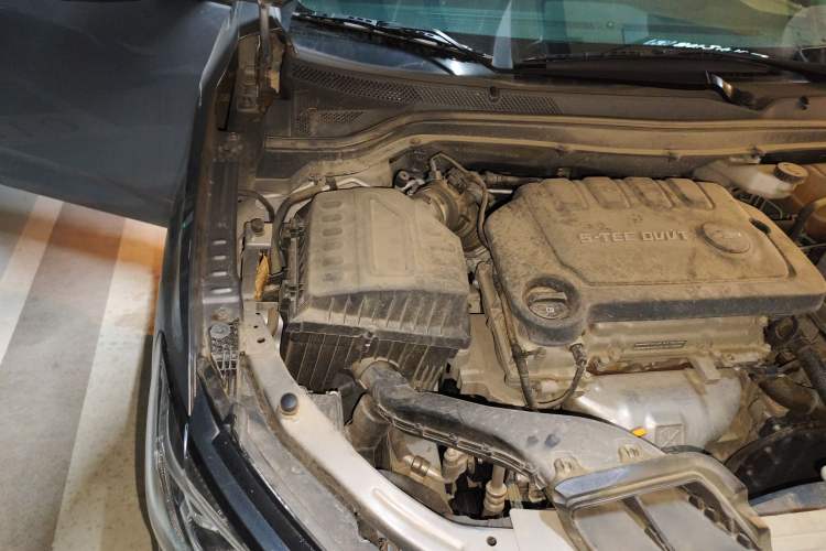 Used Chevrolet Monza 2022 320 Automatic Enjoyment Sunroof Version Engine Bay Right