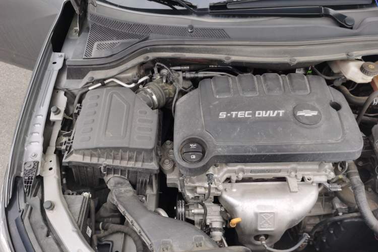Used Chevrolet Monza 2022 320 Automatic Enjoyment Sunroof Version Engine Bay Right