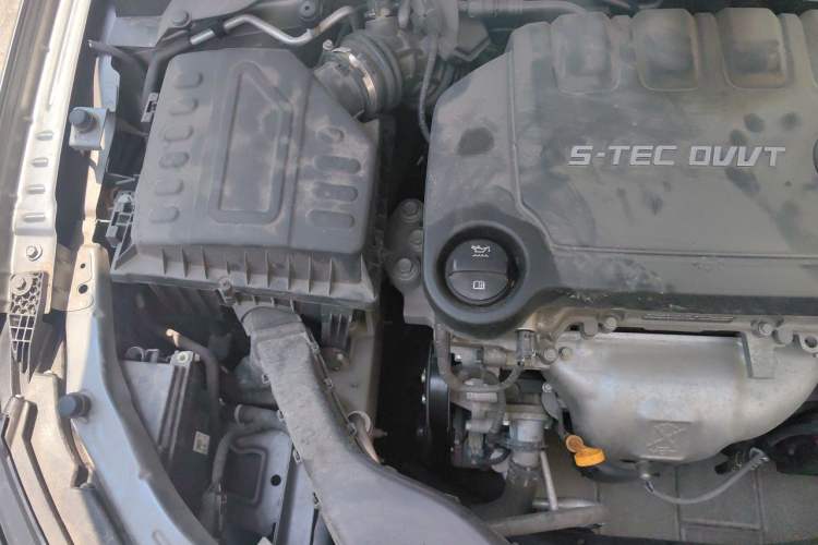 Used Chevrolet Monza 2022 320 Automatic Enjoyment Sunroof Version Engine Bay Right