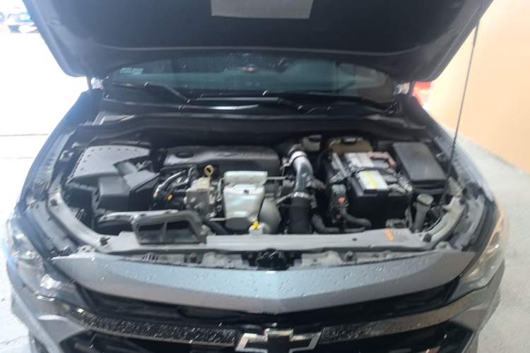Used Chevrolet Monza 2022 Light Hybrid RS 330T Automatic Comfort Edition Engine Bay