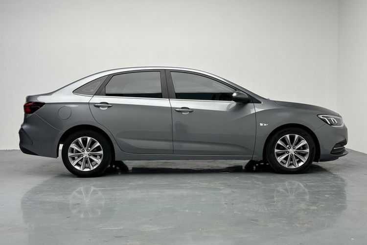 Used Chevrolet Monza 2022 320 Automatic Enjoyment Sunroof Version Exterior 8