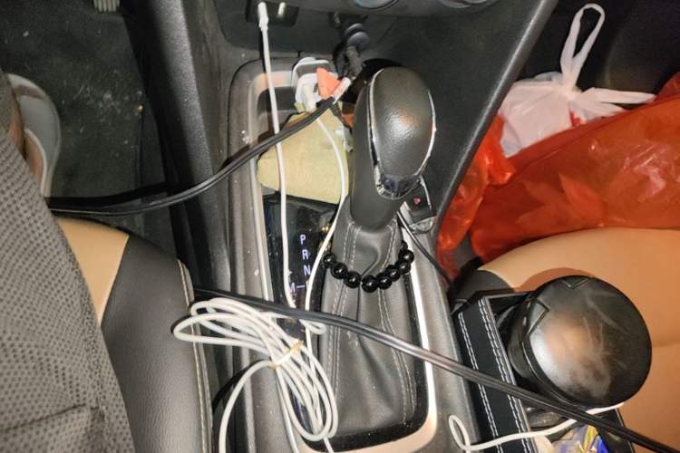 Used Chevrolet Monza 2022 320 Automatic Enjoyment Sunroof Version Gear Lever