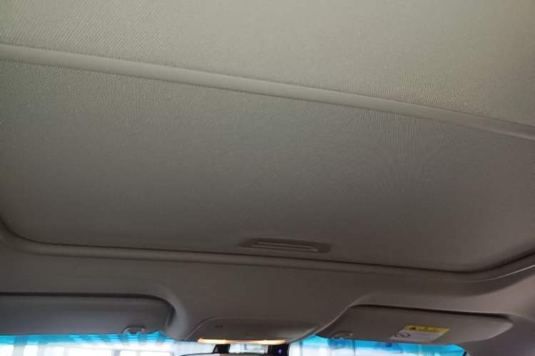 Used Chevrolet Monza 2022 320 Automatic Enjoyment Sunroof Version Headliner