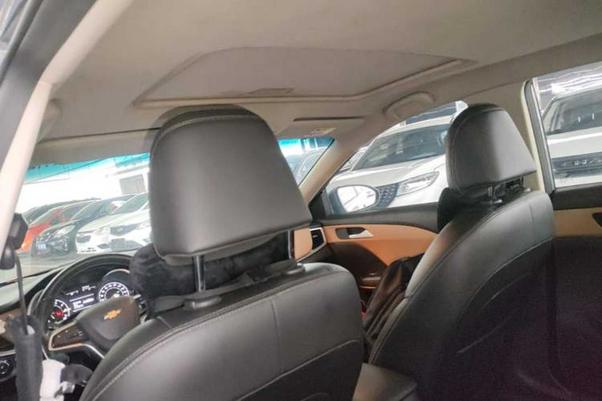 Used Chevrolet Monza 2022 320 Automatic Enjoyment Sunroof Version Headliner