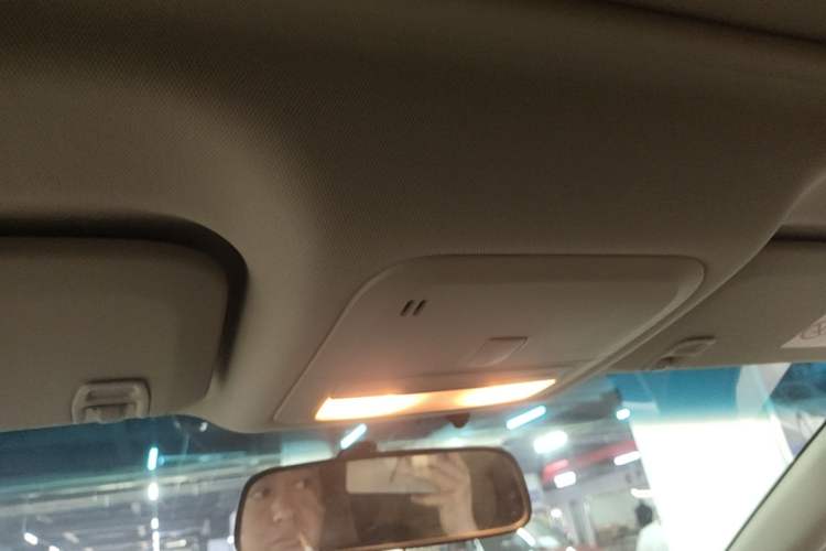 Used Chevrolet Monza 2022 320 Automatic Enjoyment Sunroof Version Headliner
