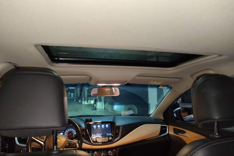 Used Chevrolet Monza 2022 320 Automatic Enjoyment Sunroof Version Headliner