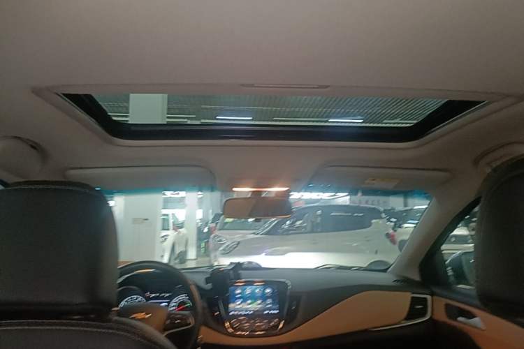 Used Chevrolet Monza 2022 320 Automatic Enjoyment Sunroof Version Headliner