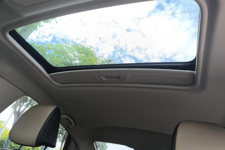 Used Chevrolet Monza 2022 320 Automatic Enjoyment Sunroof Version Headliner